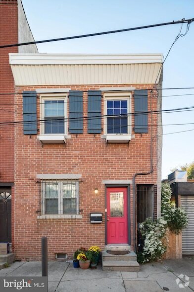 Building Photo - 712 S Chadwick St Rental