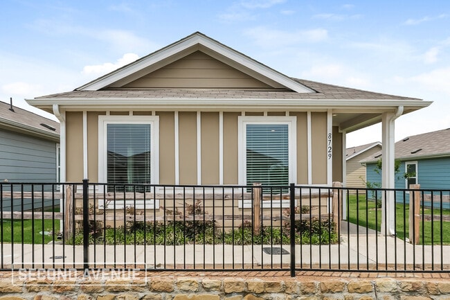 Building Photo - 8729 Cottage Crk Dr Rental