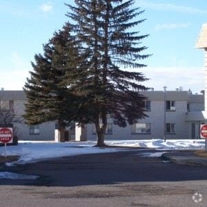 Primary Photo - Columbus Plaza Rental