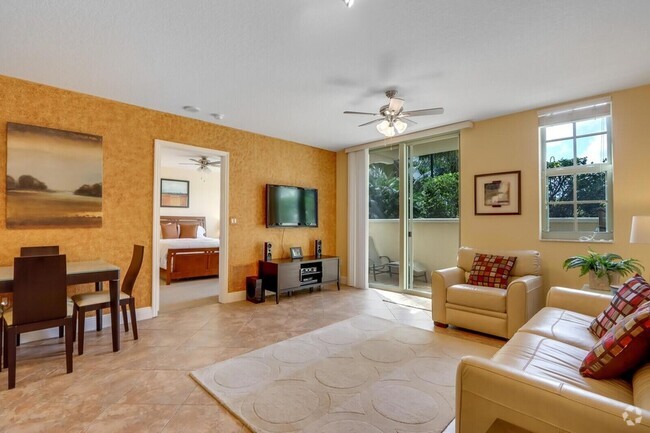 Building Photo - 610 Clematis St Rental