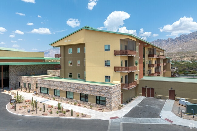 Building Photo - La Posada at Pusch Ridge Rental