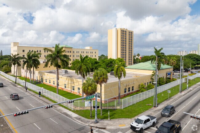 Ward Tower II Apartments Miami - Image