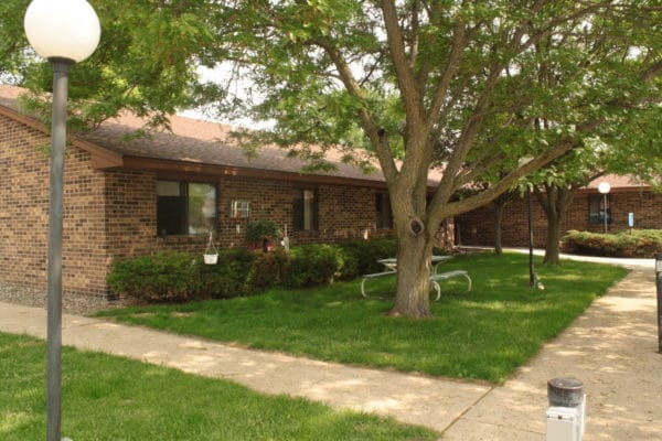Building Photo - Country View Court