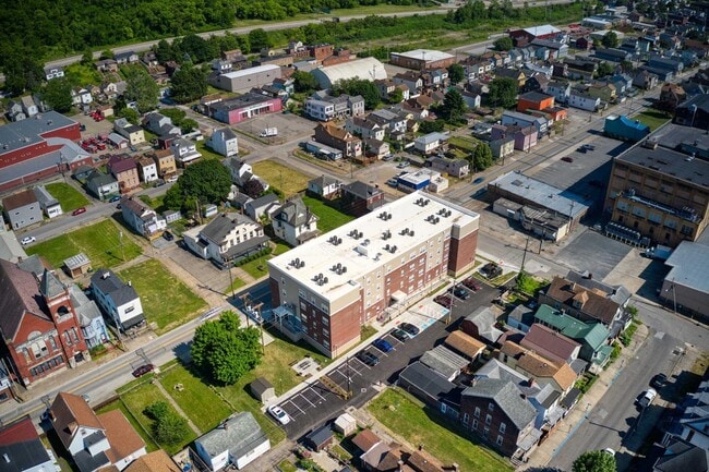 Photo - Owens Greene Apartments
