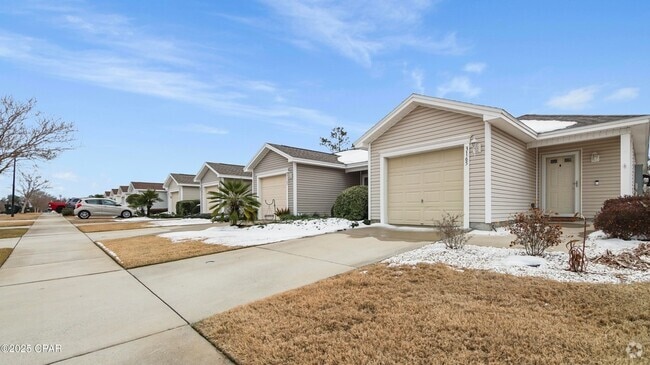 Building Photo - 3165 Meadow St Rental