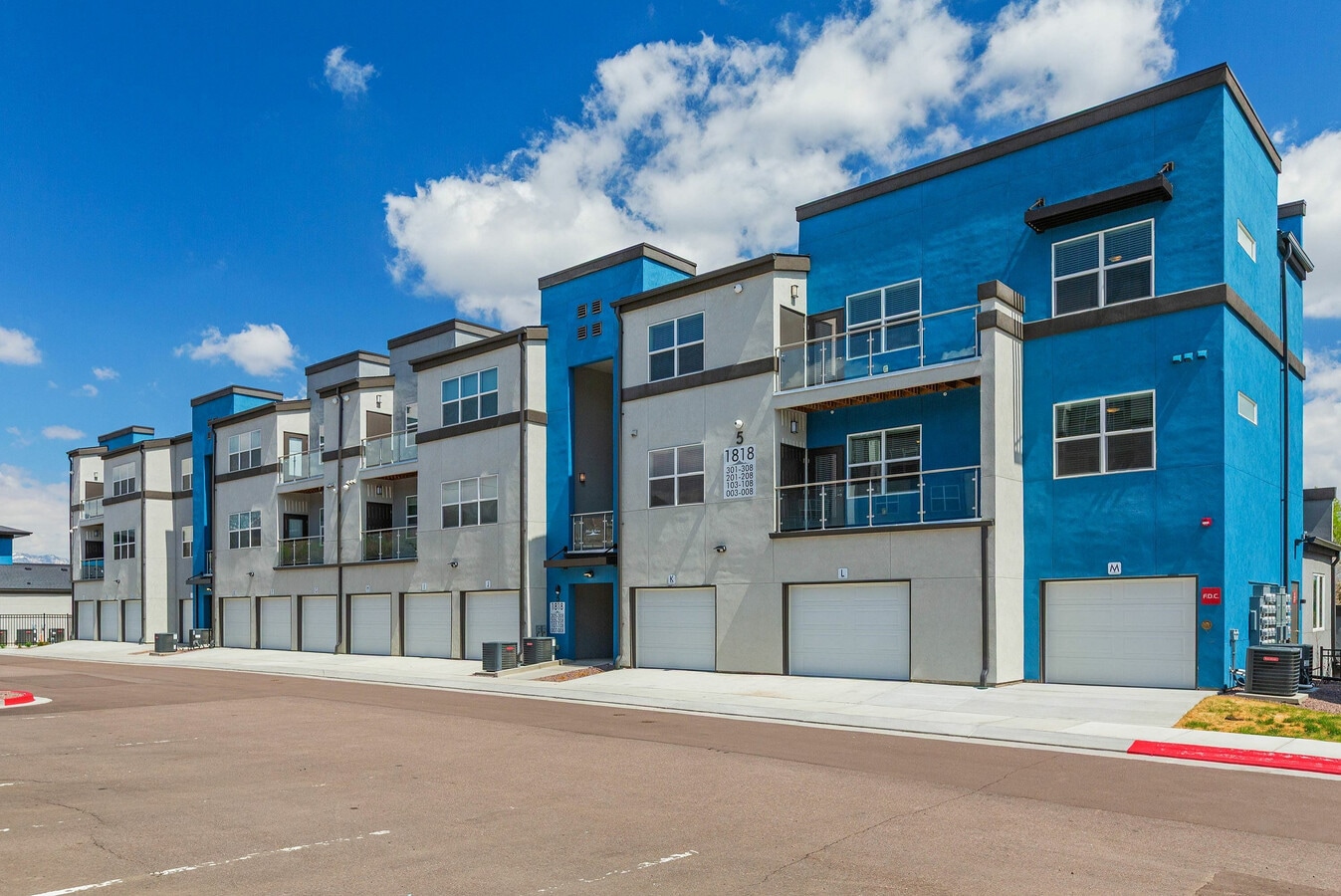 Pueblo Springs - Pueblo Springs Apartments