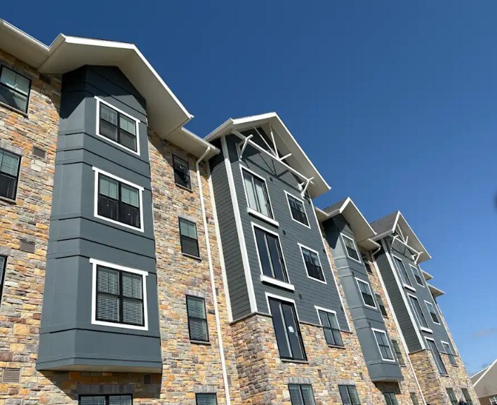 Hillhouse at Beechfield - Hillhouse at Beechfield Apartments