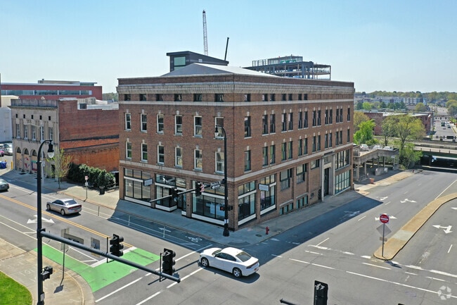 Building Photo - Renegade Apartments