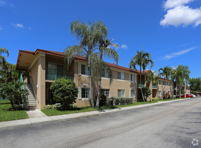 Building Photo - Cross Keys Apartments