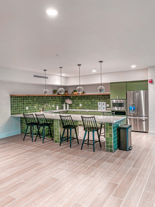 Avanti Legacy Valor Heights SENIOR LIVING Apartments McAllen, Texas