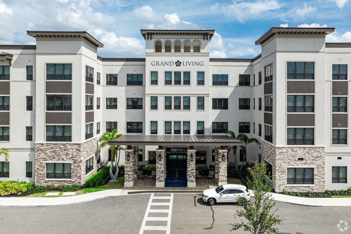 Photo - Grand Living at Naples Apartments