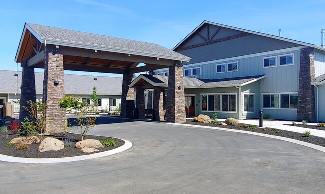 Building Photo - Sisters Senior Living Rental
