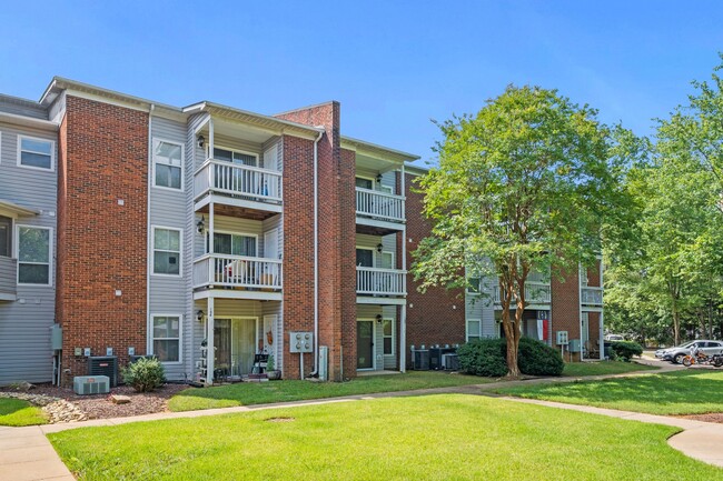 Building Photo - Residence at Humboldt Park Shelby's best ... Rental