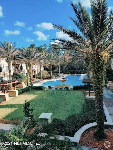 Building Photo - 945 Registry Blvd Rental