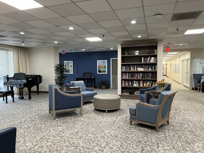 Lobby Area - Myers Apartments