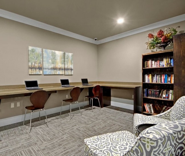 Savannah at the Gateway 55+ Active Adult Apartments Plano, Texas