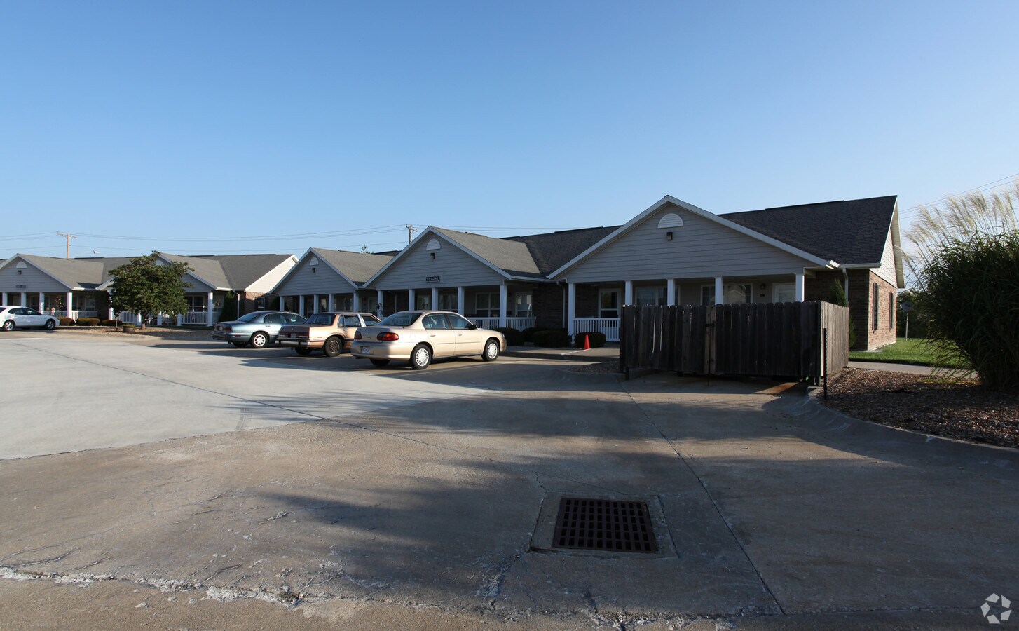 Harrisonville Heights Apartments - Harrisonville Heights Apartments