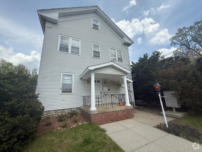 Building Photo - 8 Boyden Rd Rental