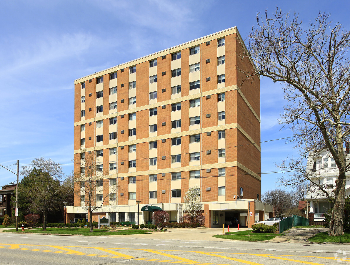 Photo - Clifton Plaza Apartments