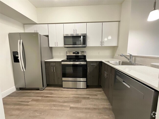 Building Photo - 7707 NW 7th St Rental