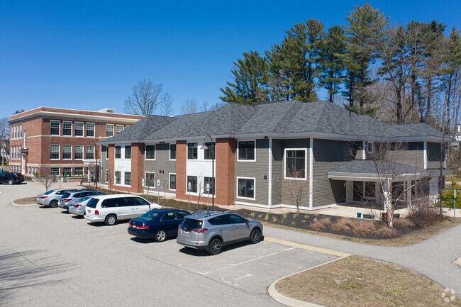 Building Photo - Park Street School