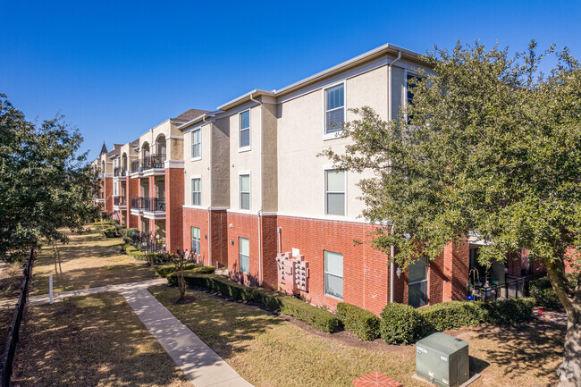 55+ Communities & Senior Living in North Richland Hills, Texas | After55