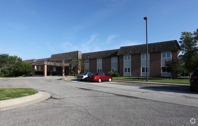 Primary Photo - Arbour Court Retirement Community at Alvamar Rental