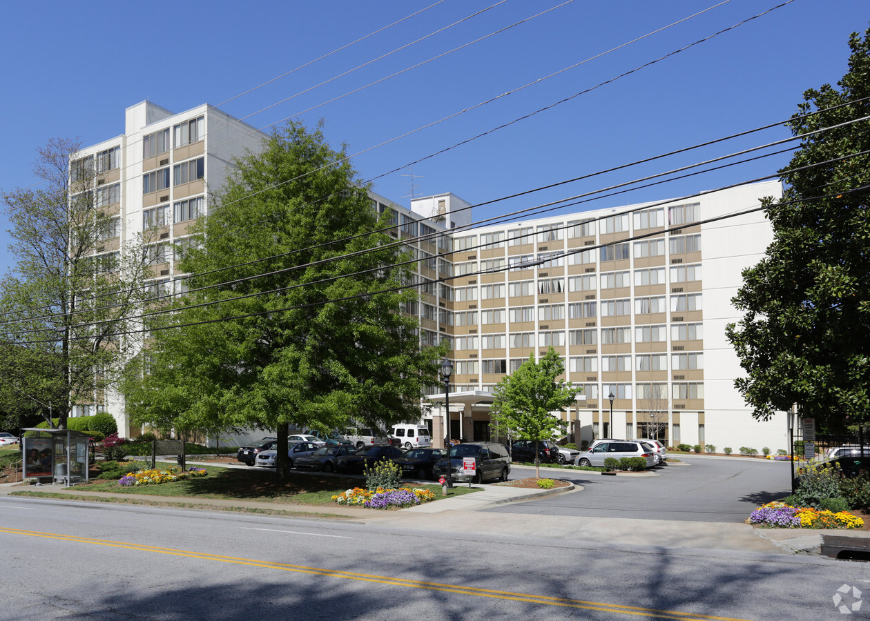 Photo - Cheshire Bridge Highrise Apartments