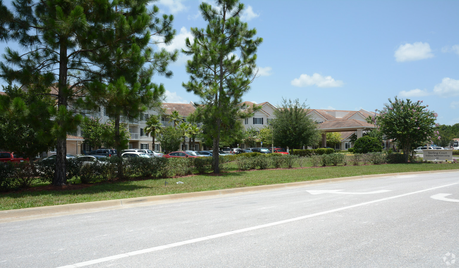 Sterling Court Independent Senior Living - Sterling Court Independent Senior Living Apartments