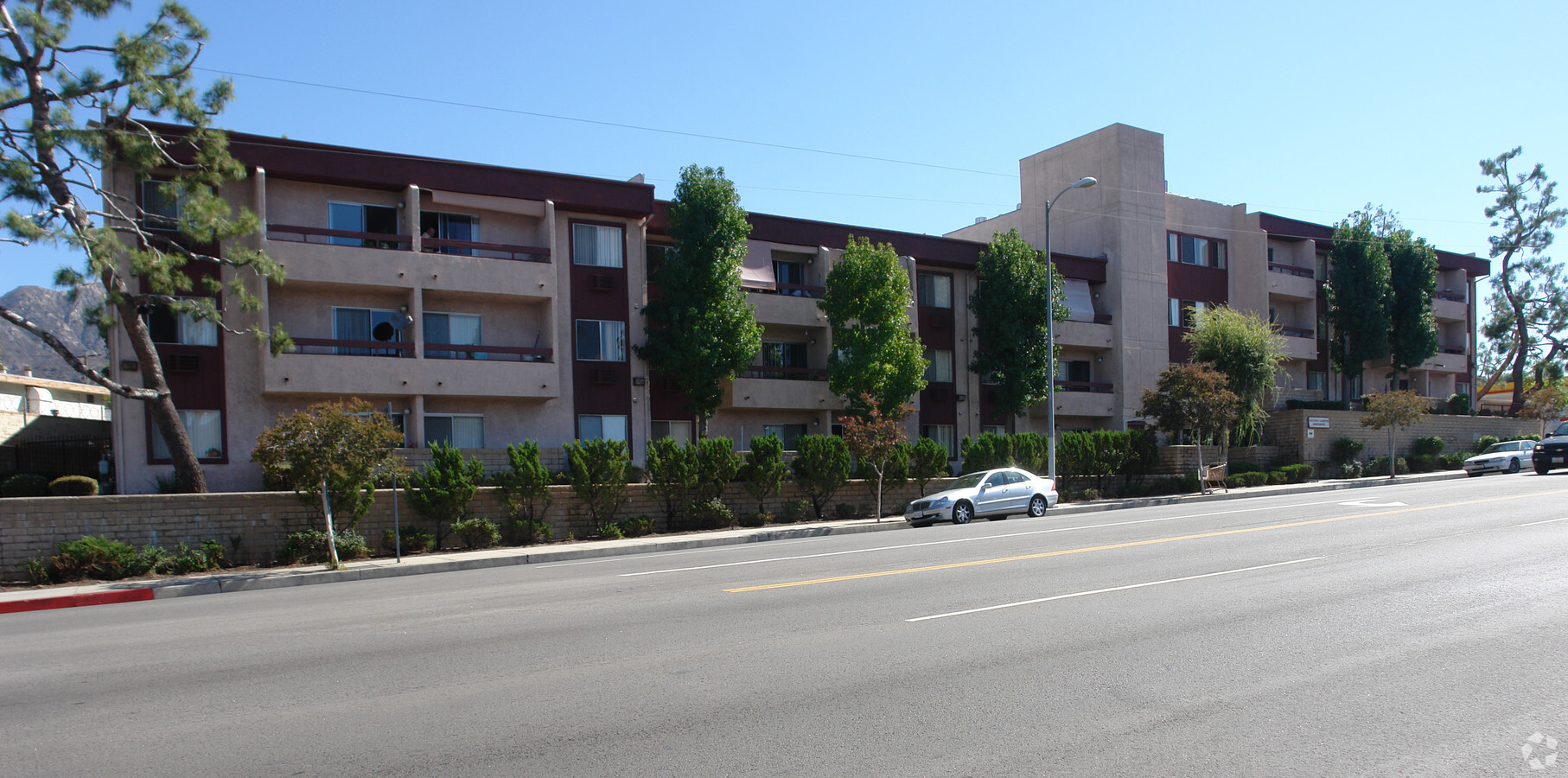 Foothill Gardens - Foothill Gardens Apartments