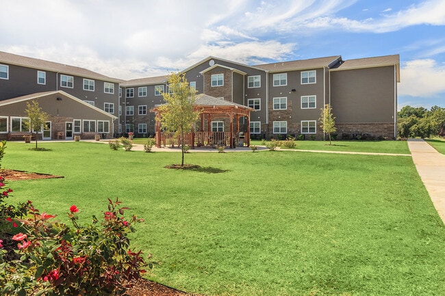 Building Photo - Hunter's Chase Senior Apartments