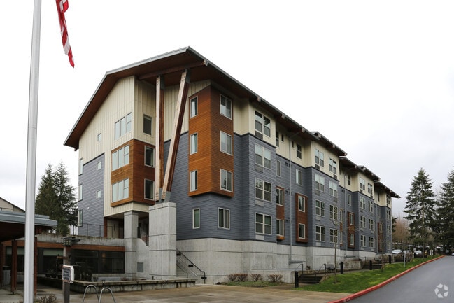 Building Photo - Creekside Woods