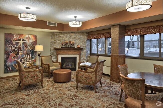 Main Lobby - Central Towers (Senior) Rental