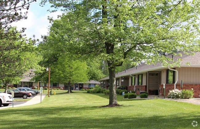 Primary Photo - Luther Pines Rental