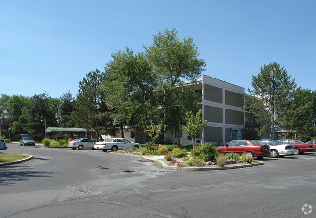 Building Photo - Eagle Manor Rental