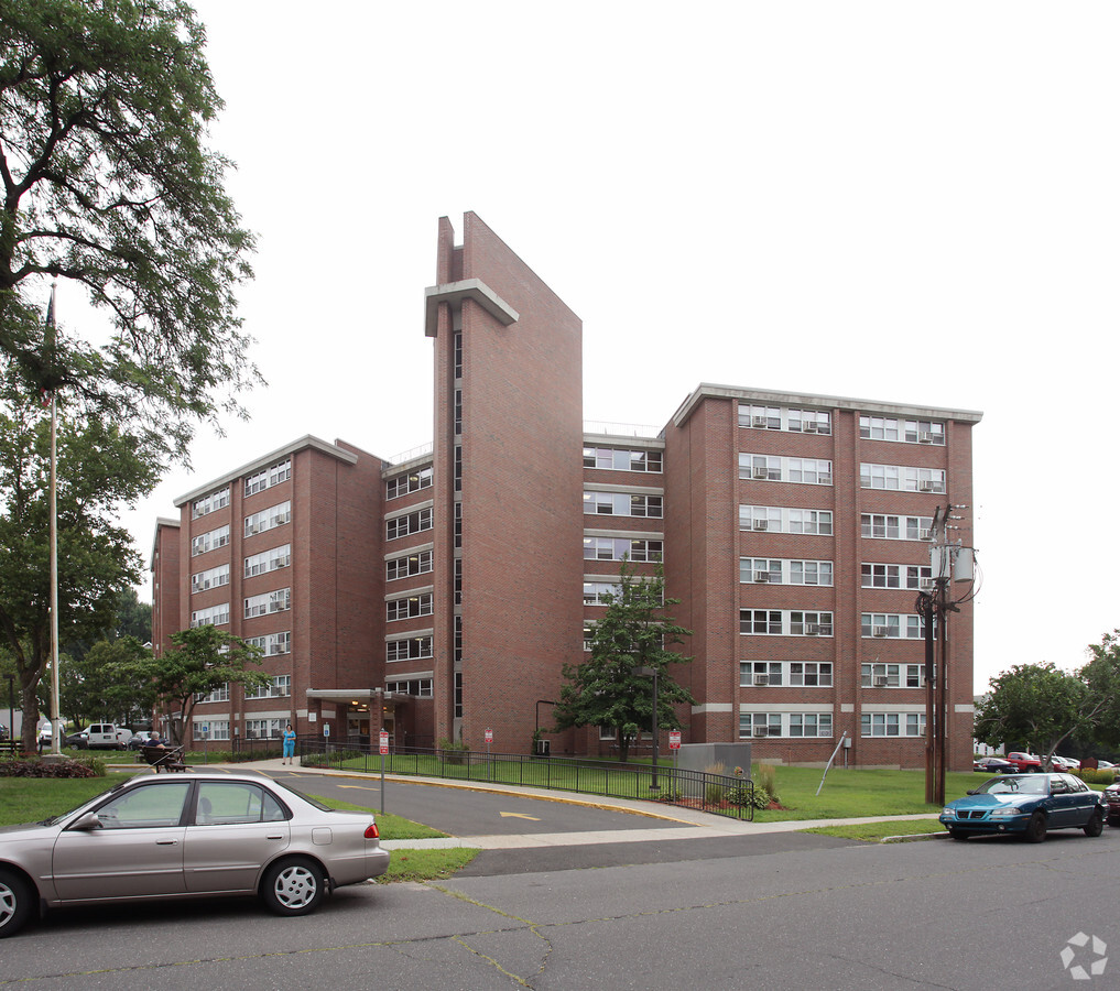 Photo - John F Kennedy Apartments