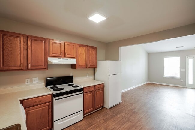 Building Photo - Crossings at Heritage