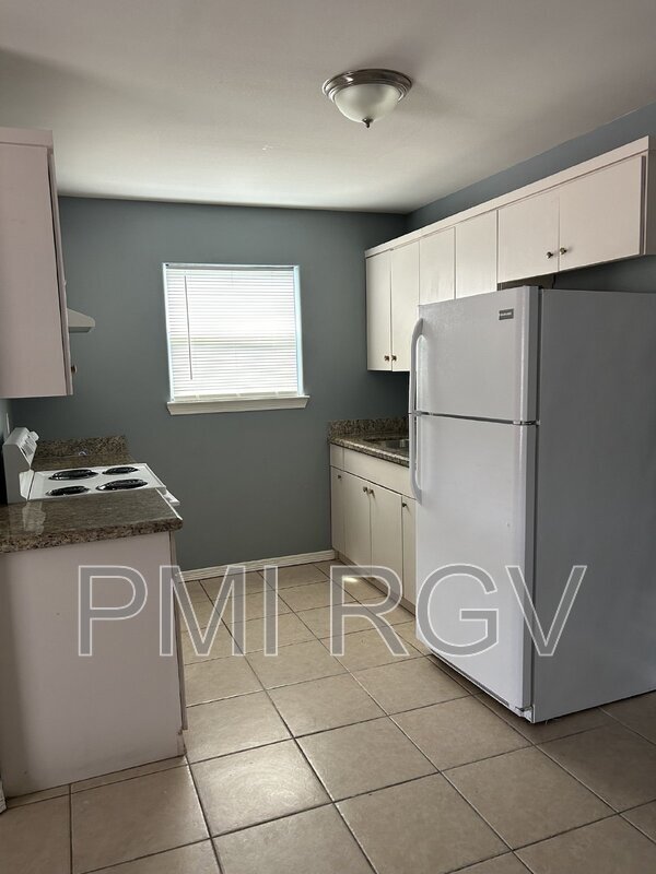Building Photo - Avalon Garden Homes