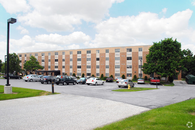 Photo - Strasburg Haus Apartments