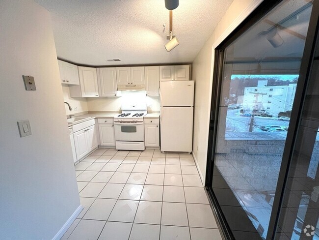 Building Photo - 295 W Wyoming Ave Rental