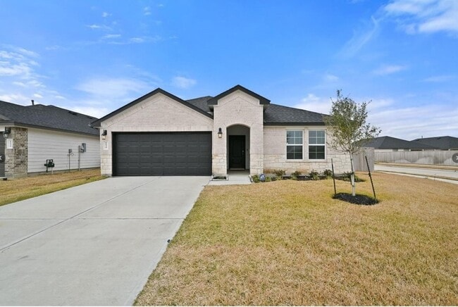 Photo - 1139 Hughes Crossing Dr Rental