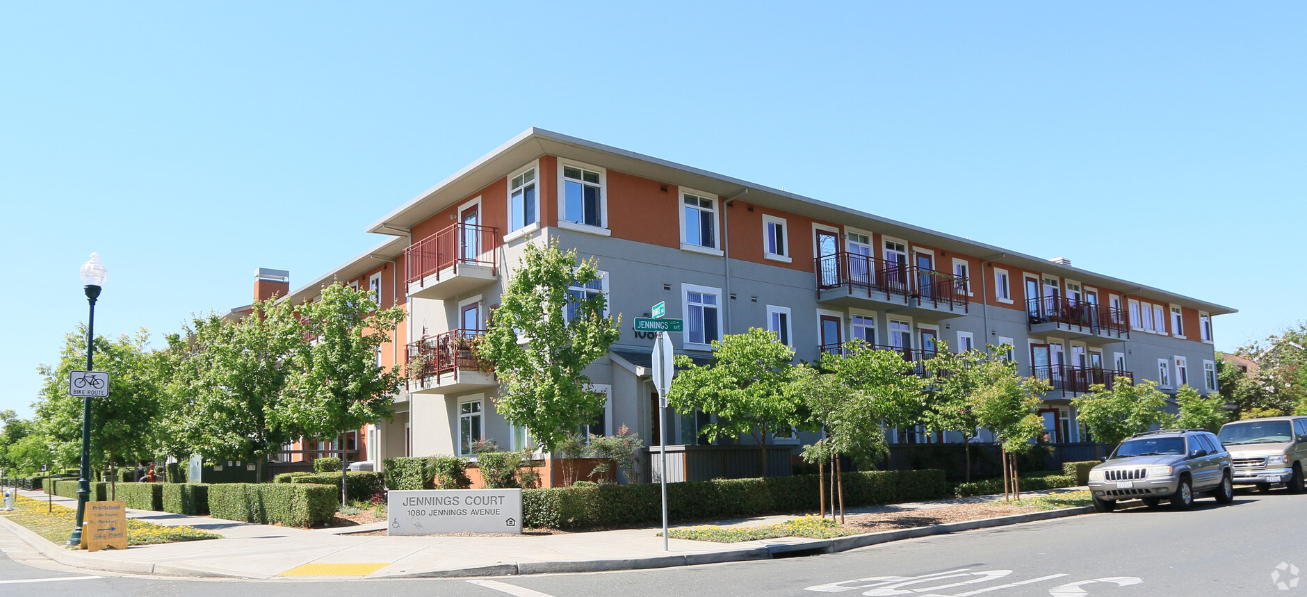 Jennings Court - Jennings Court Apartments