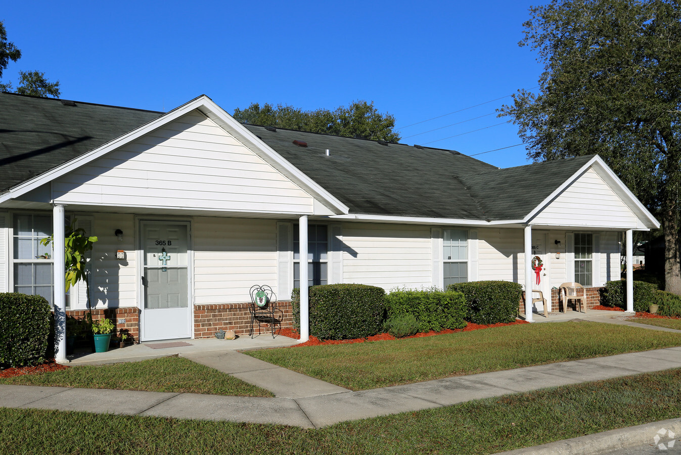 Photo - Water Oak Apartments