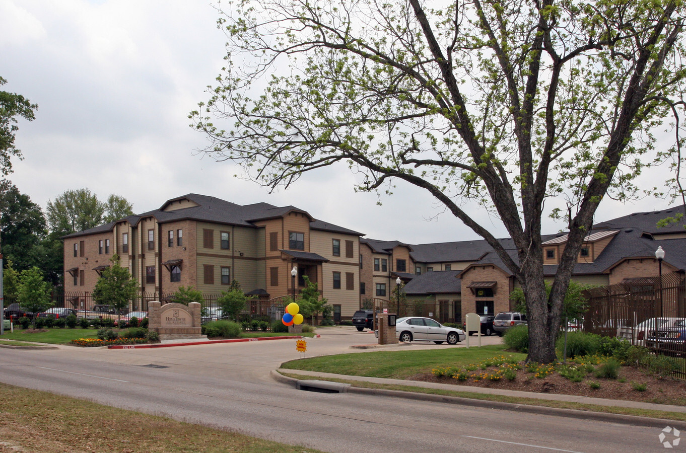 Home Towne At Wayside - Home Towne At Wayside Apartments