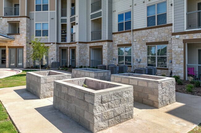 HERITAGE HEIGHTS AT ABILENE Apartments Abilene Texas 2 units HERITAGE HEIGHTS AT ABILENE Apartments Abilene Texas 2 units