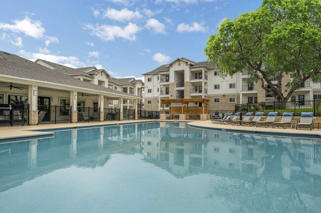 Building Photo - THE RESIDENCES AT LANDON RIDGE Rental