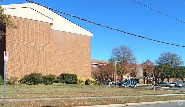 Photo - Granby House Apartments