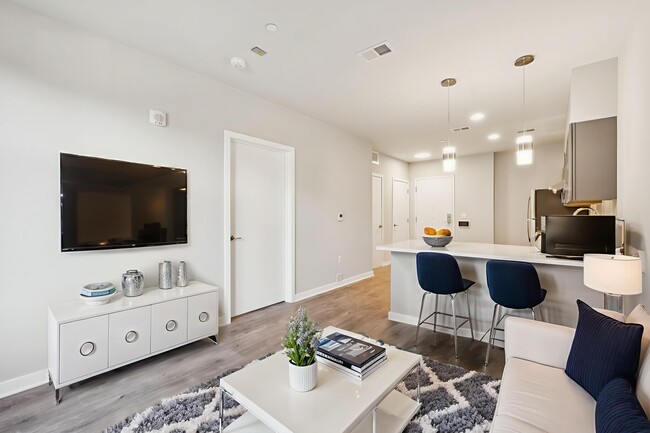 Building Photo - Edgewood Commons 435