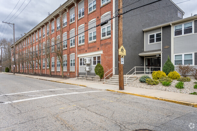 Building 01 - Fairmount Heights Rental