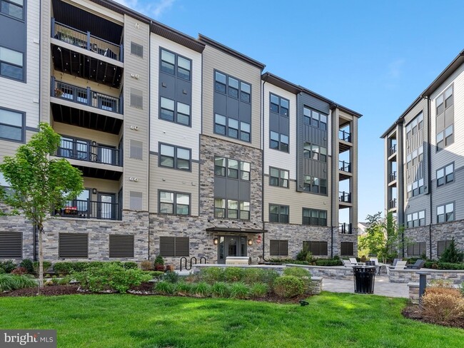 Photo - 12865 Mosaic Pk Wy Unit 3V Condo
